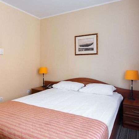 Optima Kropyvnytskyi Hotel ภายนอก รูปภาพ