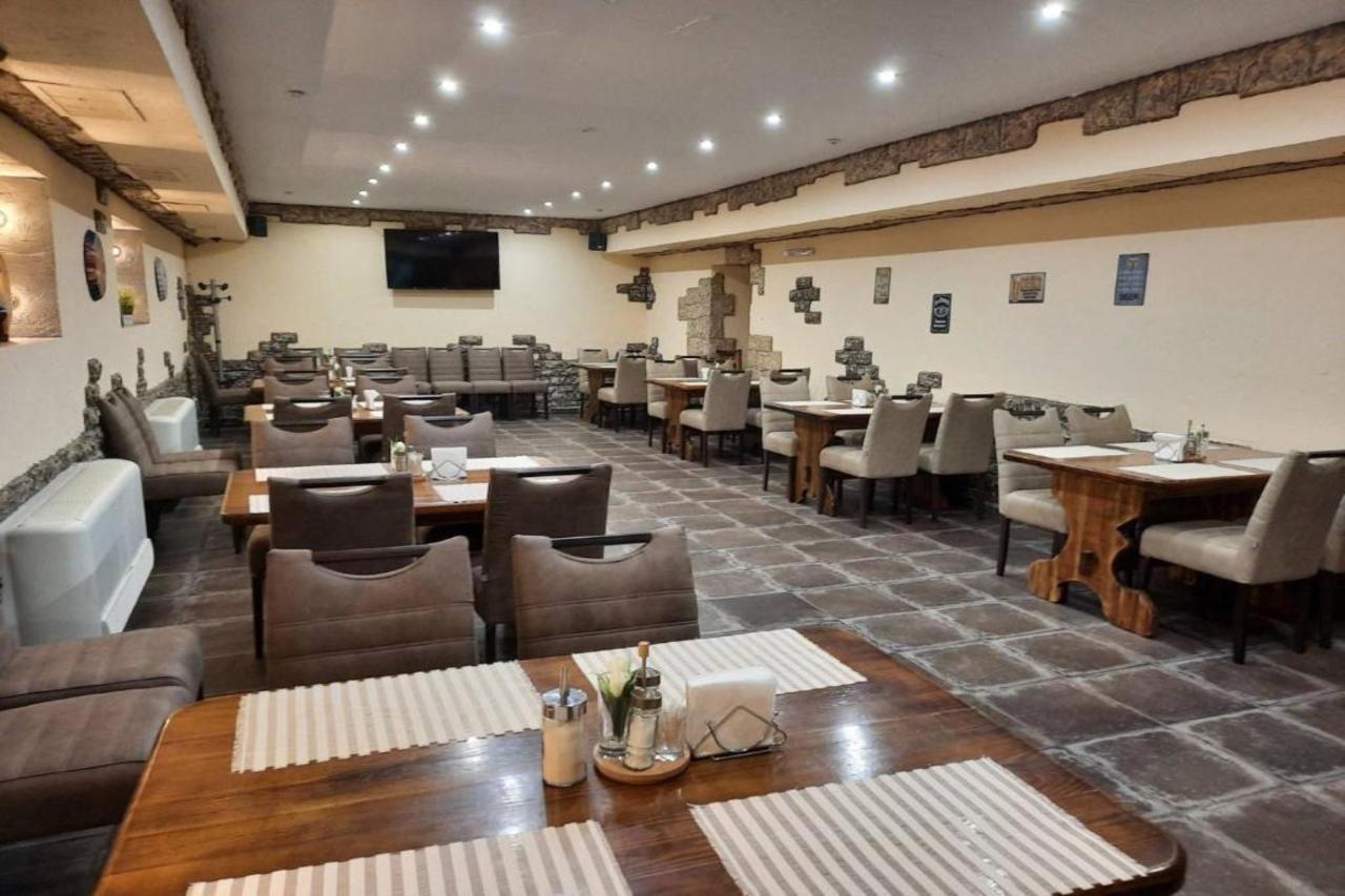 Optima Kropyvnytskyi Hotel ภายนอก รูปภาพ