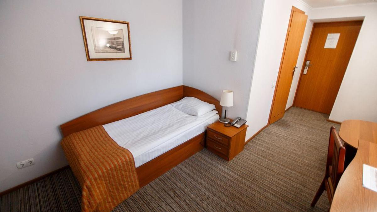 Optima Kropyvnytskyi Hotel ภายนอก รูปภาพ