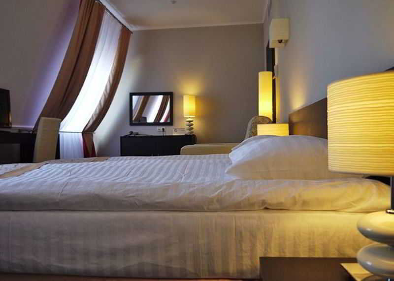Optima Kropyvnytskyi Hotel ภายนอก รูปภาพ