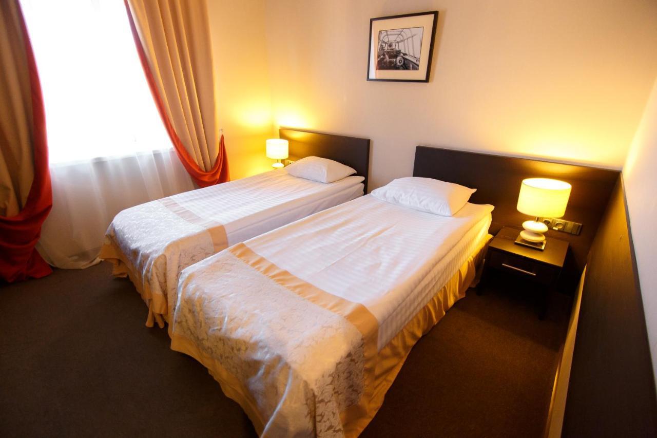 Optima Kropyvnytskyi Hotel ภายนอก รูปภาพ